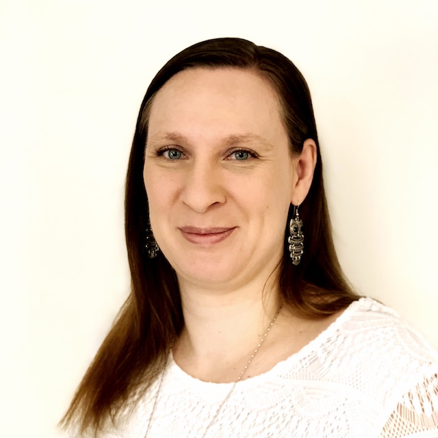 Bettina Hoelbfer